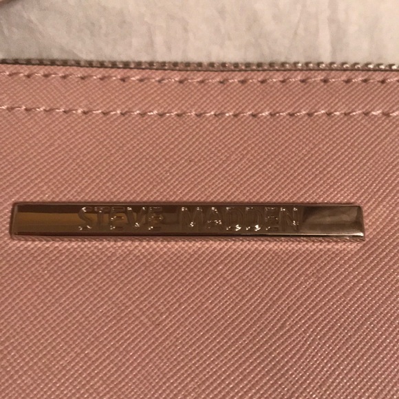 Steve Madden Dome Crossbody Bag - Picture 6 of 6